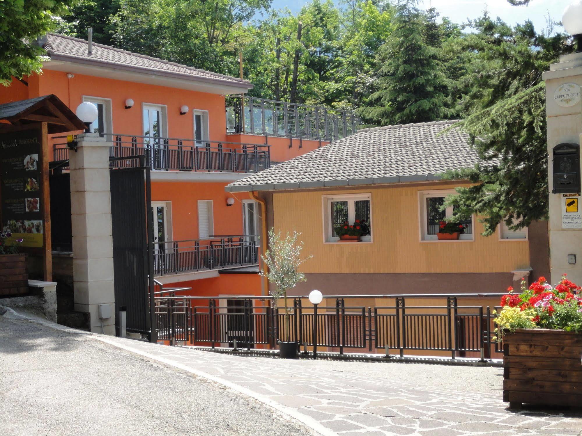 Hotel Arimannia Caramanico Terme Eksteriør billede